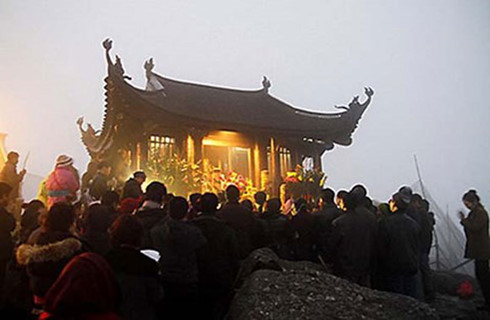 Hình ảnh của Lễ hội Yên Tử Quảng Ninh và nguồn gốc của lễ hội chùa Yên Tử